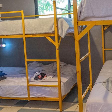 Happy House Backpackers Hostel Pai Ngoại thất bức ảnh