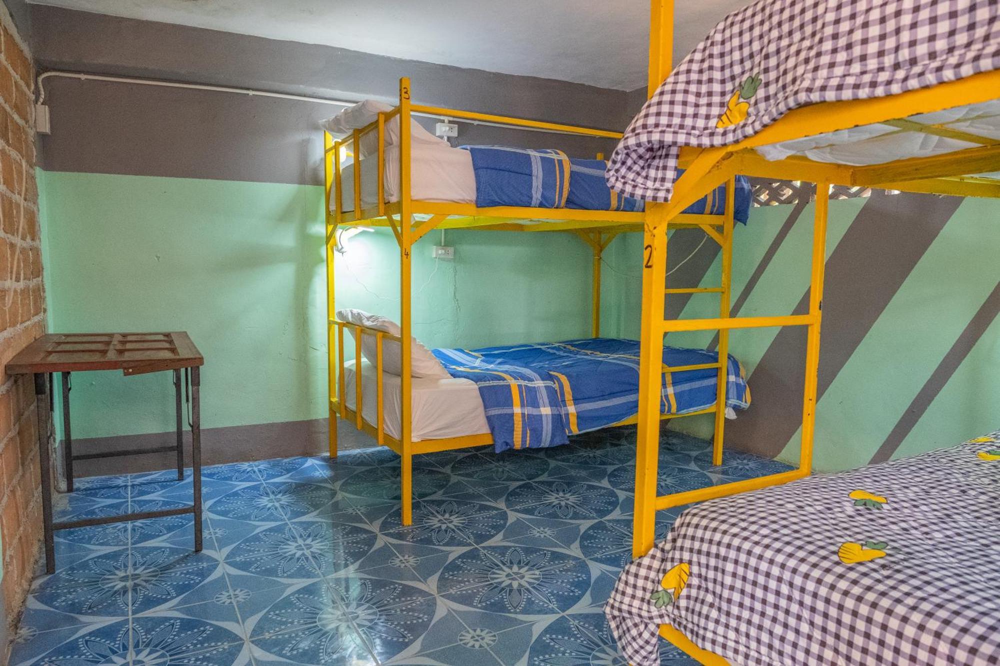 Happy House Backpackers Hostel Pai Phòng bức ảnh