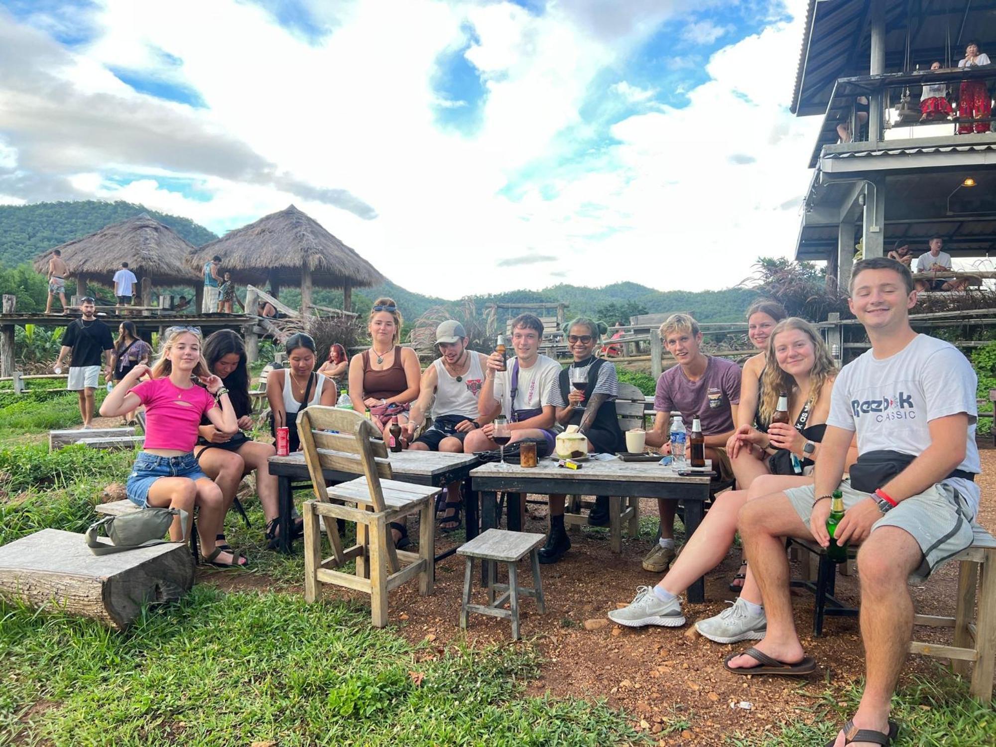 Happy House Backpackers Hostel Pai Ngoại thất bức ảnh