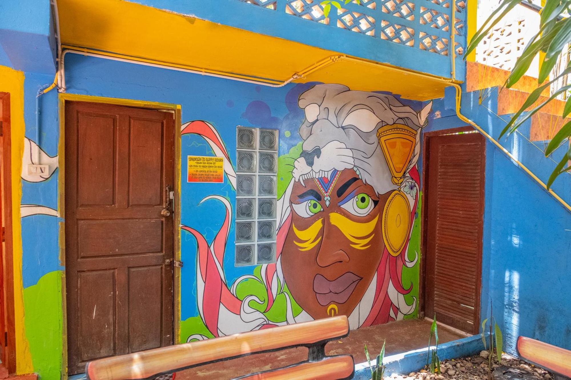 Happy House Backpackers Hostel Pai Ngoại thất bức ảnh