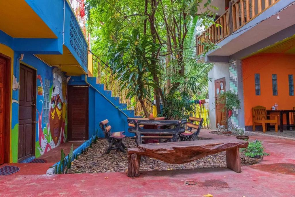 Happy House Backpackers Hostel Pai Ngoại thất bức ảnh